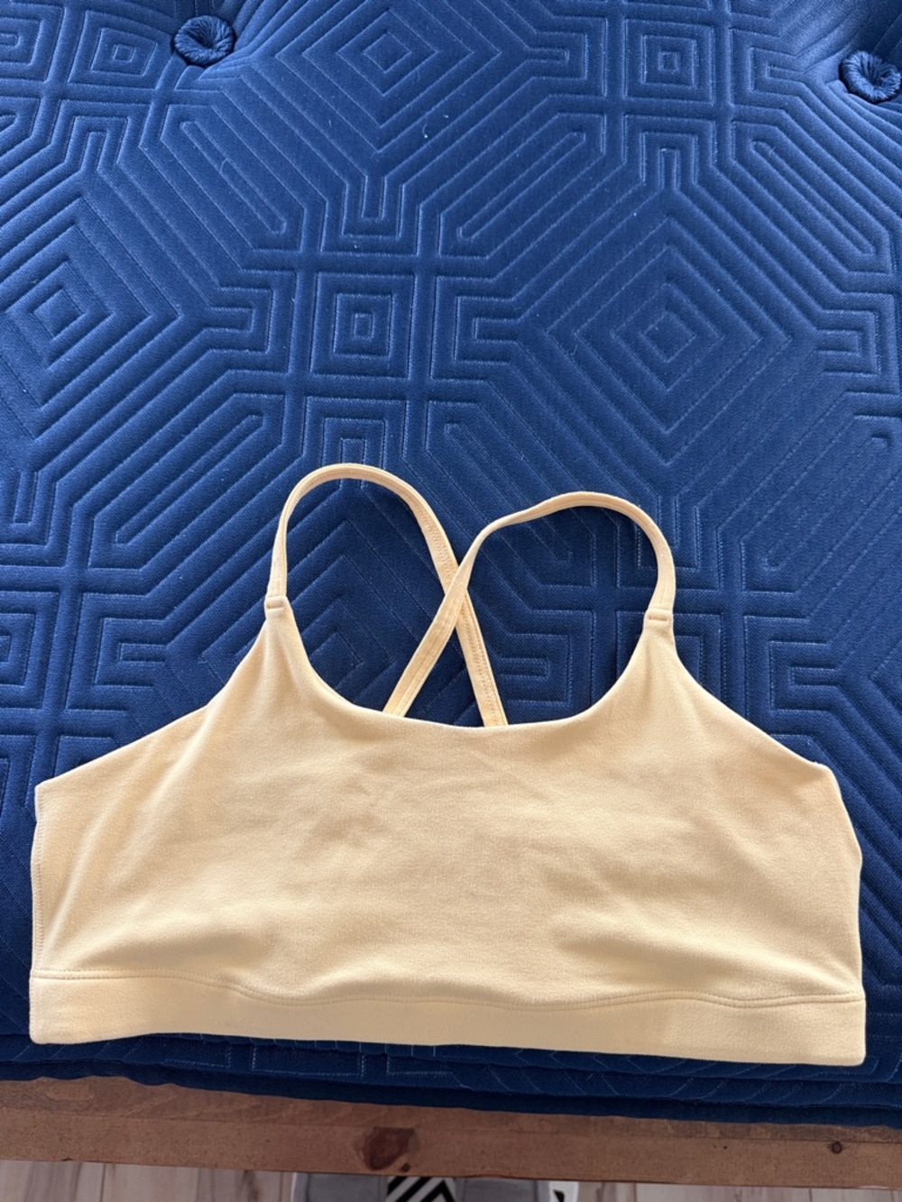Athleta Girl  Seamless Cross-Back Bralette in Pale Yellow